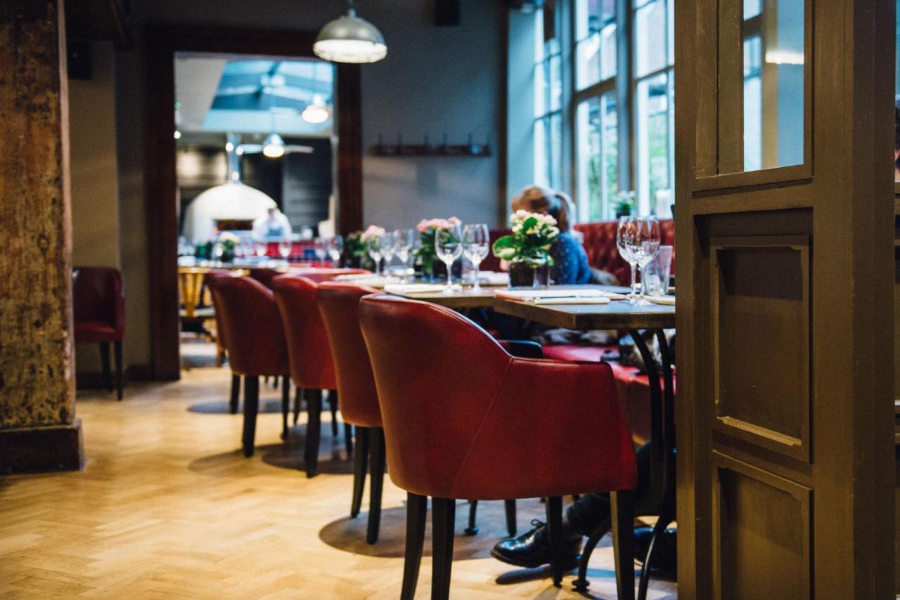 Kings Arms Hotel Berkhamsted Bagian luar foto